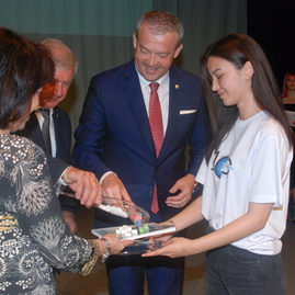 Zväčšiť fotografiu - Jedna z najväčších škôl v regióne oslávila storočnicu - DSC_0254